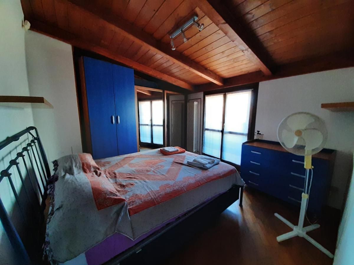 Casa Cavour Apartment Pesaro Exterior foto